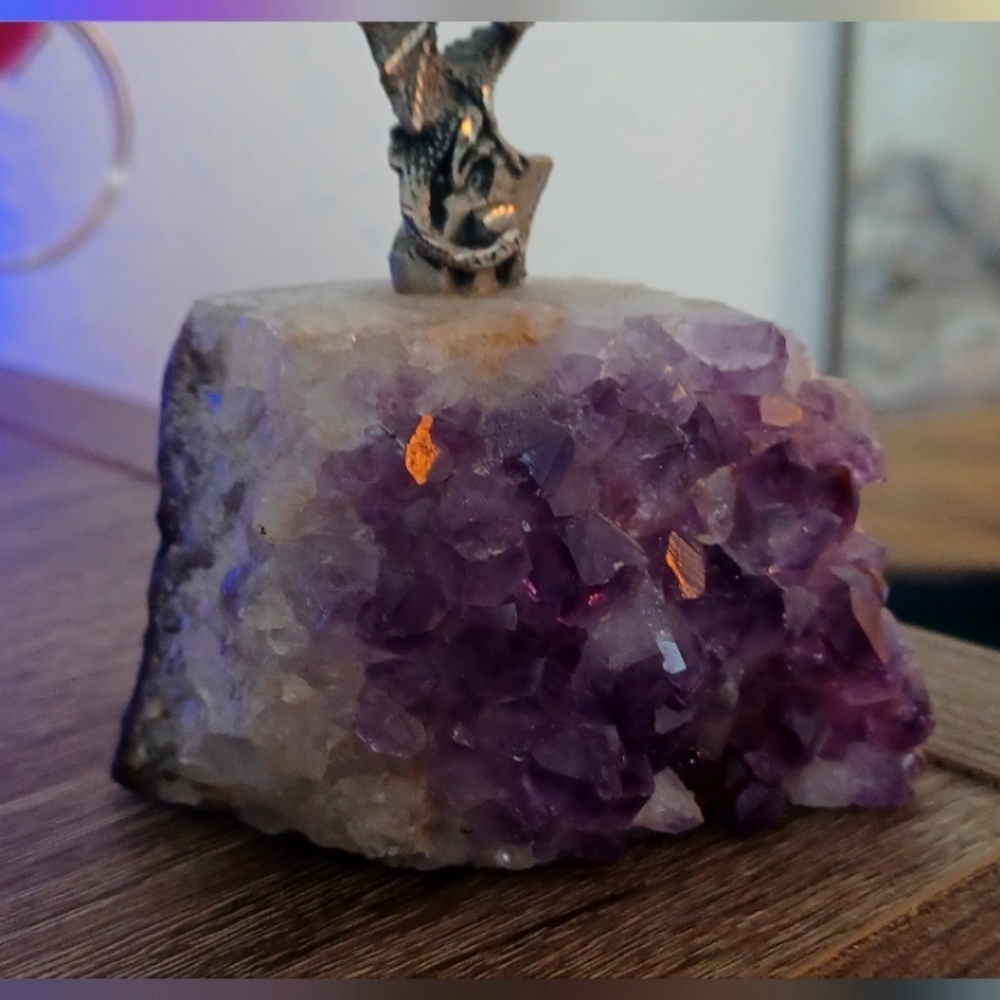 Amethyst and Malikite ball with dragon holder